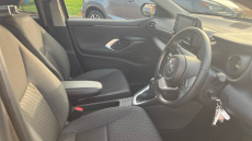 Toyota Yaris 1.5 Hybrid Design 5dr CVT Hybrid Hatchback